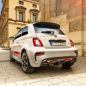595 Competizione